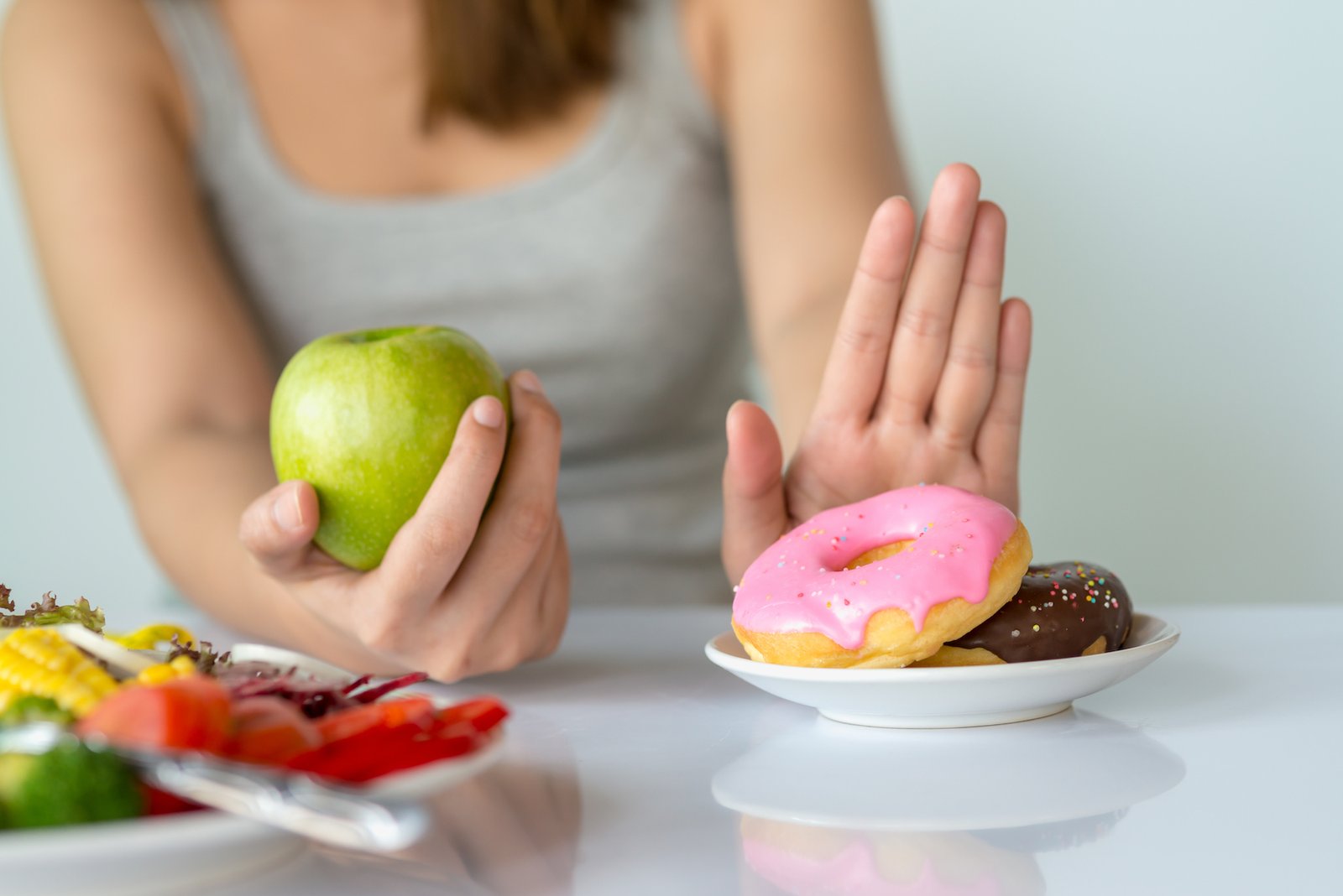 How to Curb Sugar Cravings with Healthy Alternatives